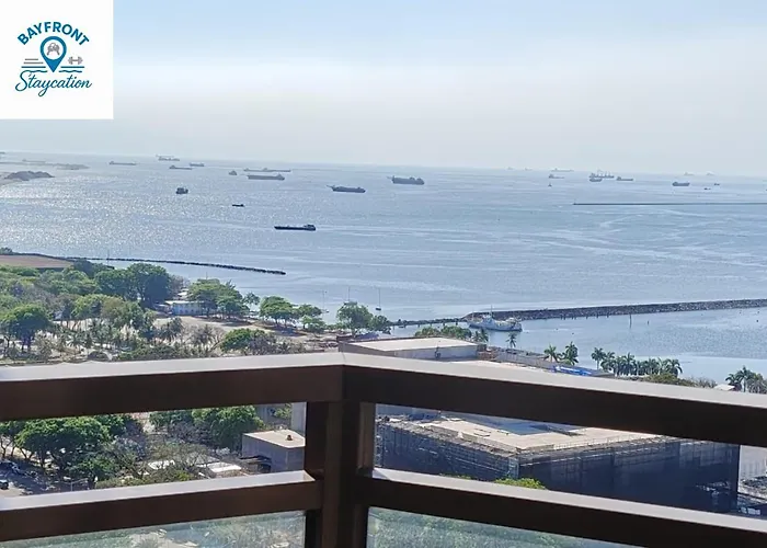 Apartment Executive At Radiance Bay Near Airport, Moa, Picc, World Trade Center Manila