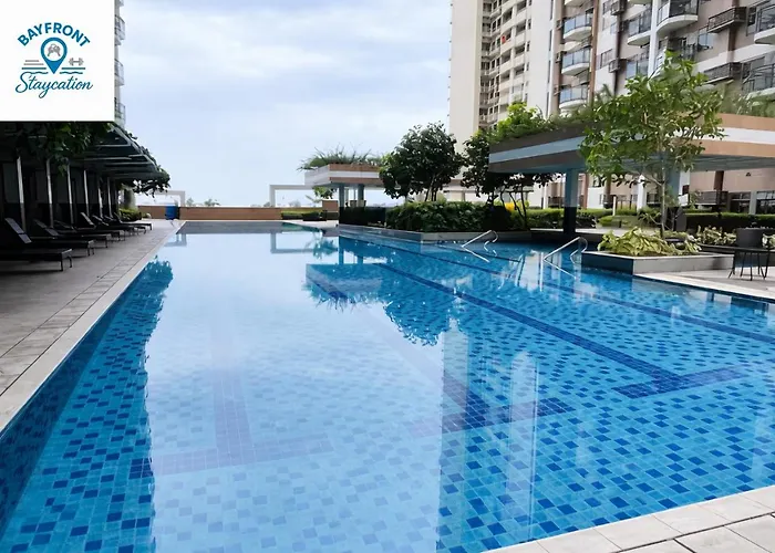 Executive At Radiance Bay Near Airport, Moa, Picc, World Trade Center * Manila